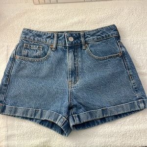 Pacsun Medium Wash Cuffed Mom Short High Rise Jean Shorts
